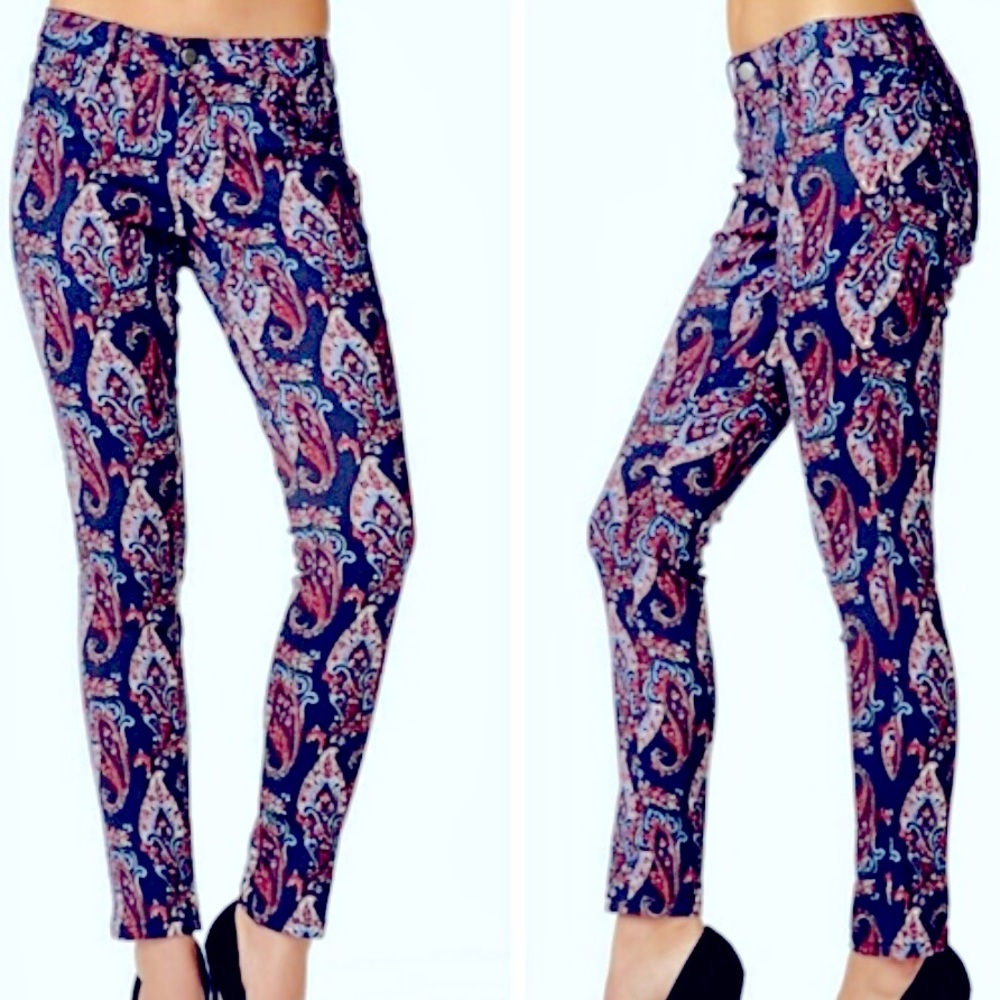 NWT Forever 21 70s style paisley printed stretch skinny jeans 25